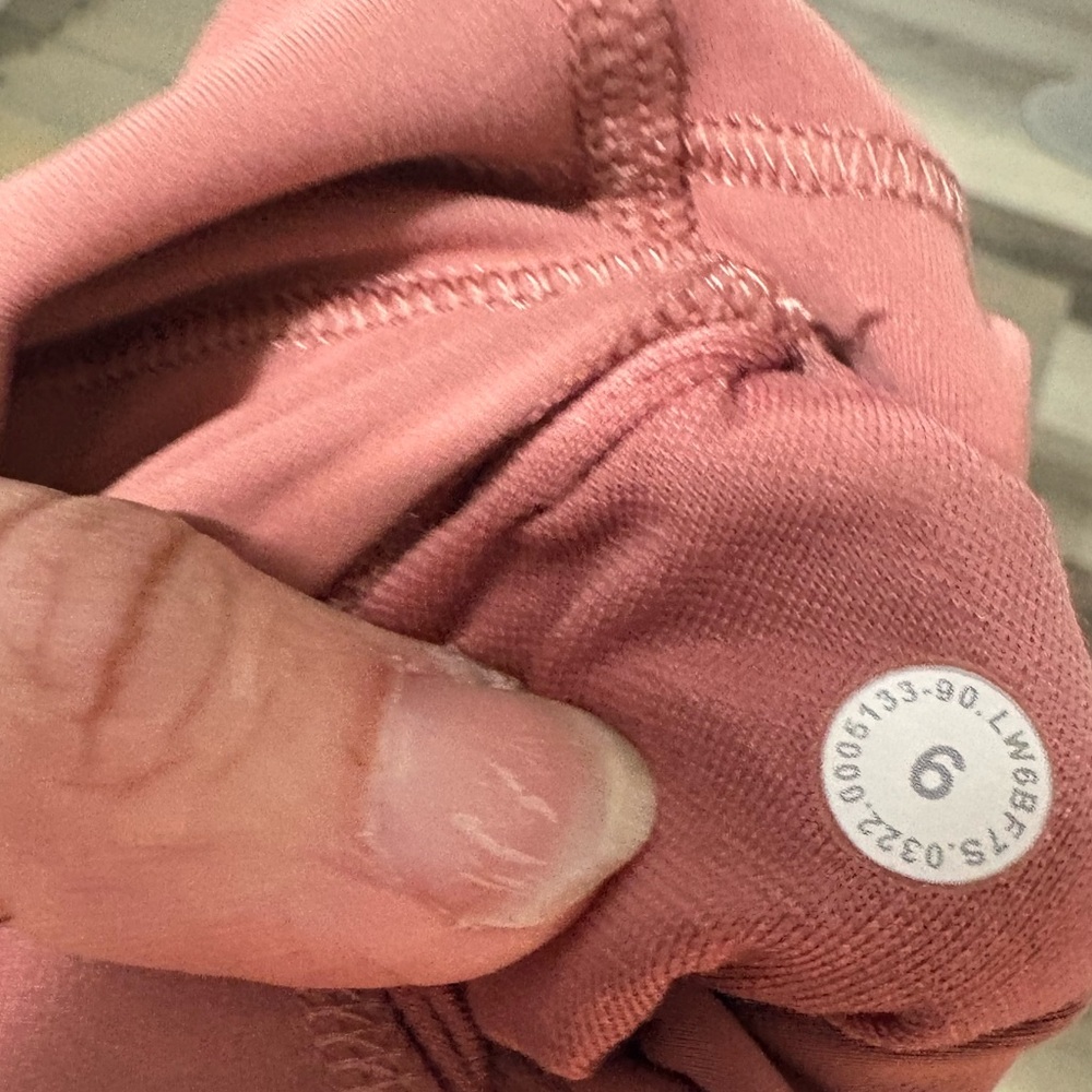 lululemon athletica Pink Leggings - Picture 2 of 6